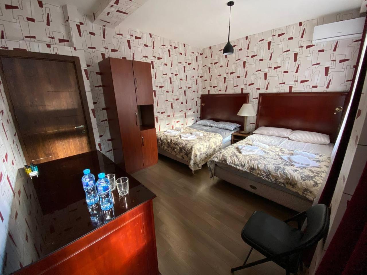 Hotel "Tbilisi Tales" In The Heart Of The Old City Exterior foto