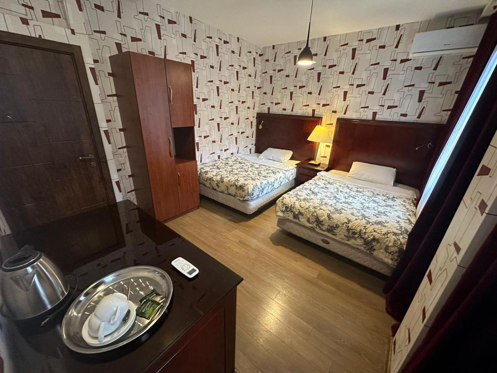 Hotel "Tbilisi Tales" In The Heart Of The Old City Exterior foto